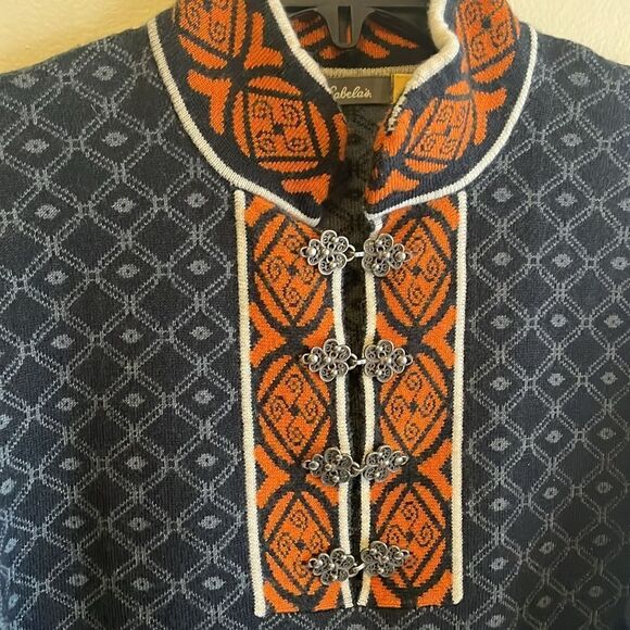 EXCELLENT CONDITION WOMEN’S SIZE MEDIUM BEAUTIFUL CABELLA SWEATER - Picture 4 of 4